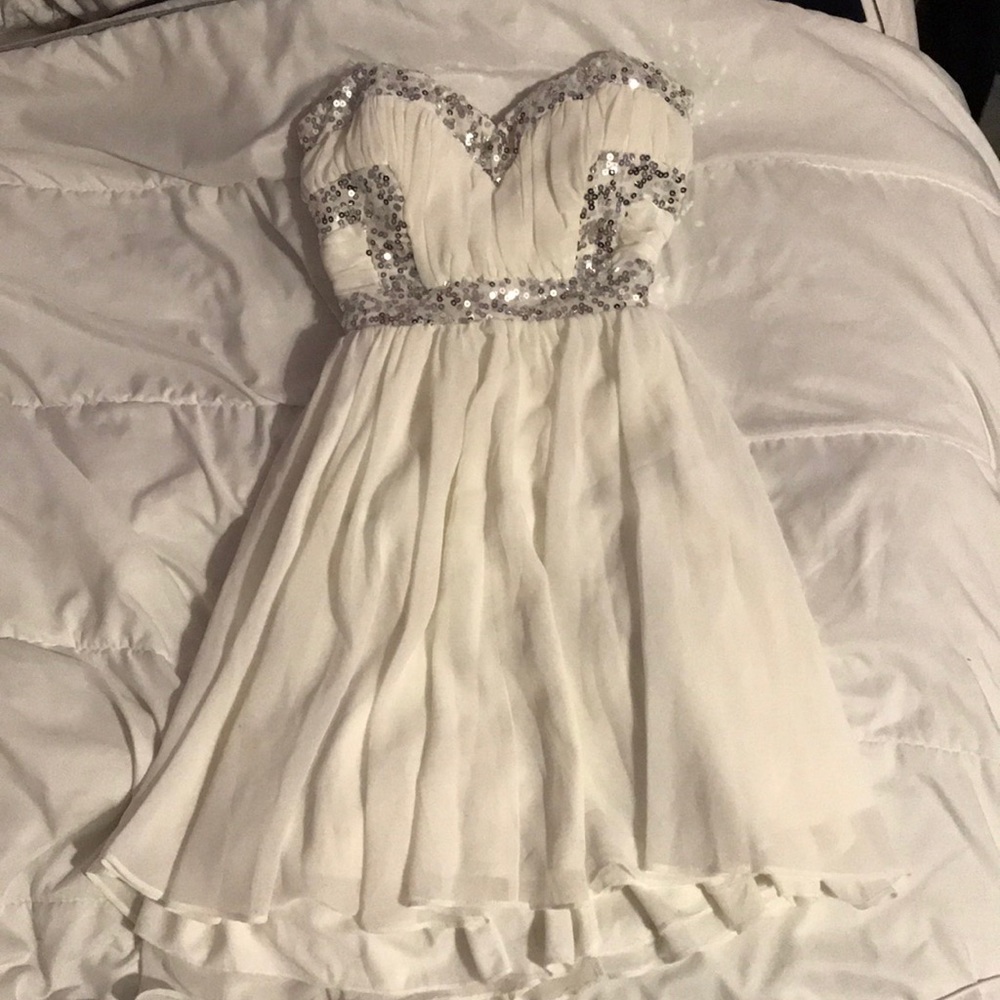 White Dress (never worn)